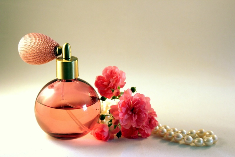 ženski parfumi